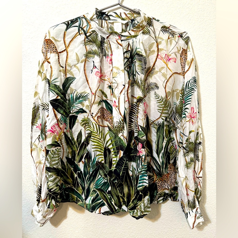 *EUC* H&M Jungle Print Half Button Up Long-Sleeved Blouse